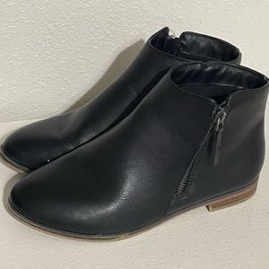 Black cat and jack girl boots size 4y